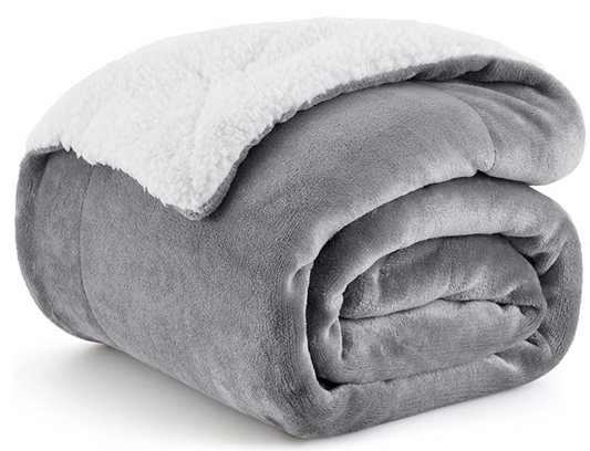 Wunderschöne Sherpa-Kuscheldecke