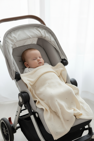 Babydecke merinowolle weiss für Kinderwagen geruch entfernen