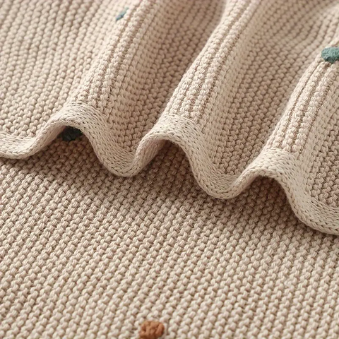 Wohldecke® - Handmade crochet ball blanket with pompoms